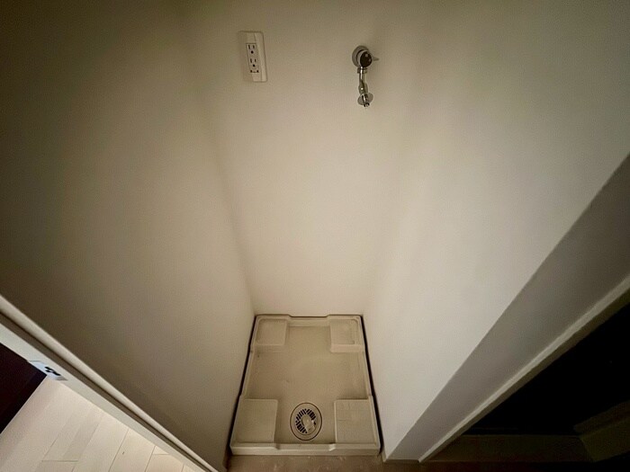 物件内観写真17　(洗濯機置場)