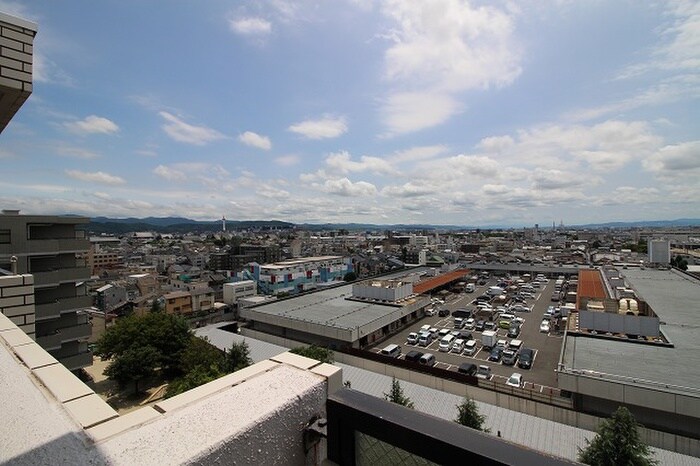 物件内観写真21　(室内からの展望)