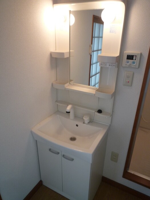 物件内観写真7　(洗面)