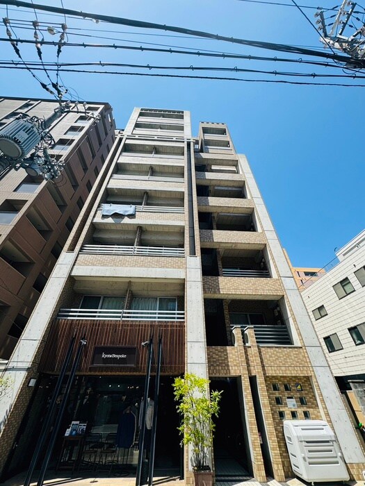 ディクティ三条の物件外観写真