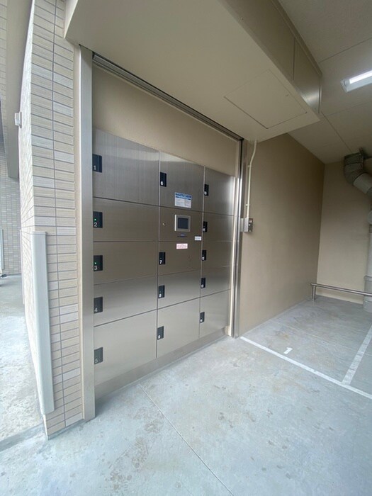 物件外観写真4　(建物設備)