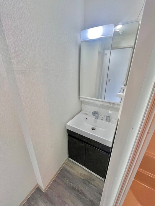 物件内観写真10　(洗面)