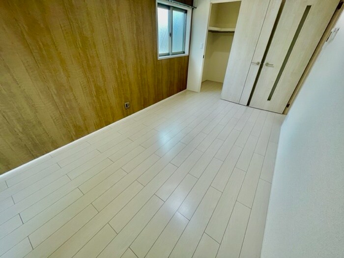 物件内観写真11　(居室)