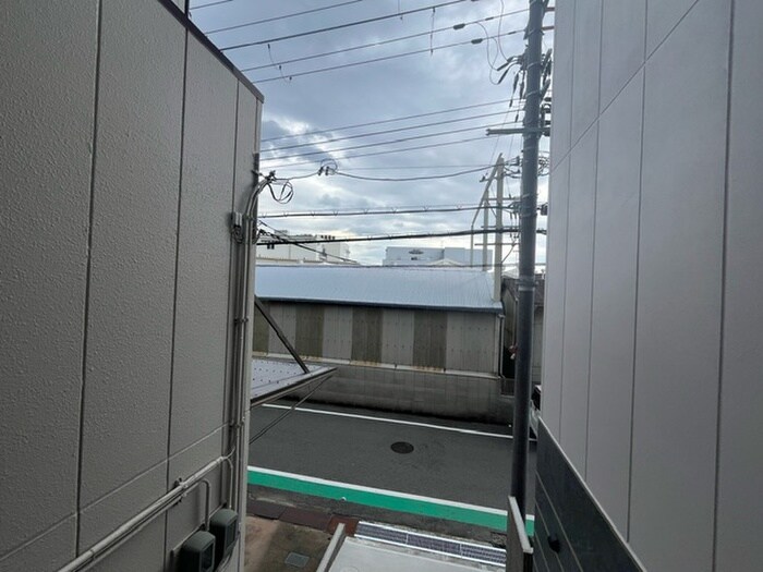 物件内観写真17　(室内からの展望)