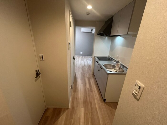 物件内観写真21　(廊下)