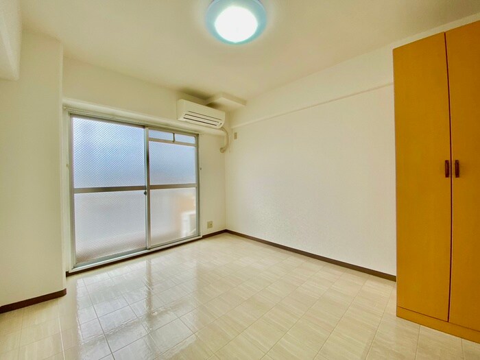 物件内観写真10　(居室)