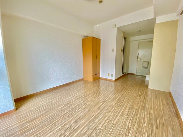 物件内観写真12　(居室)