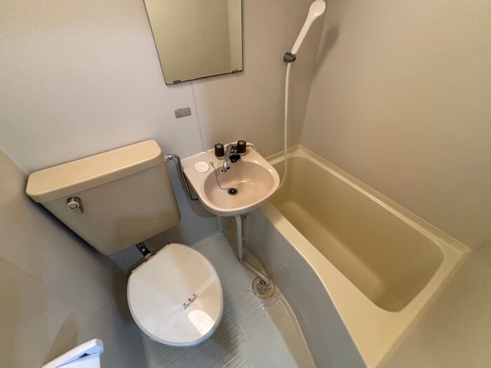 物件内観写真12　(バス／シャワールーム等)