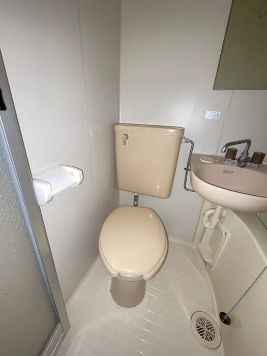 物件内観写真13　(トイレ)