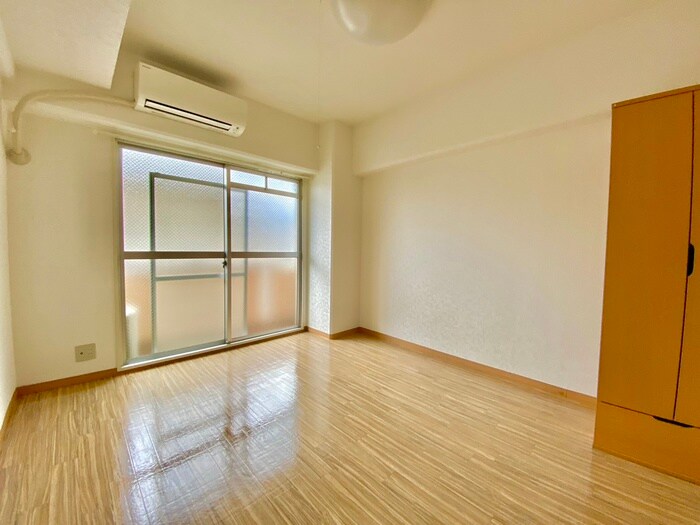 物件内観写真13　(居室)