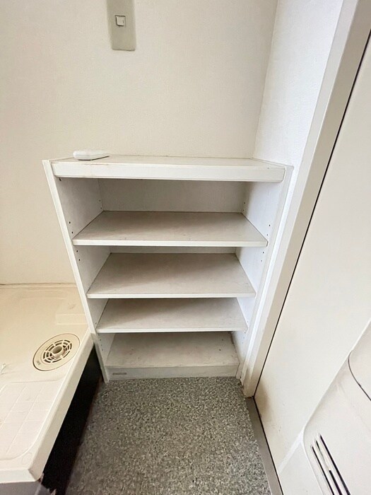物件内観写真18　(靴箱)