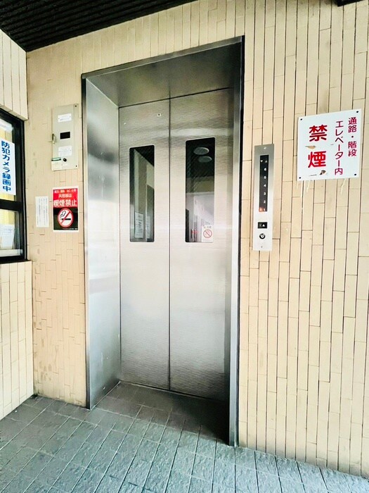 物件外観写真4　(建物設備)