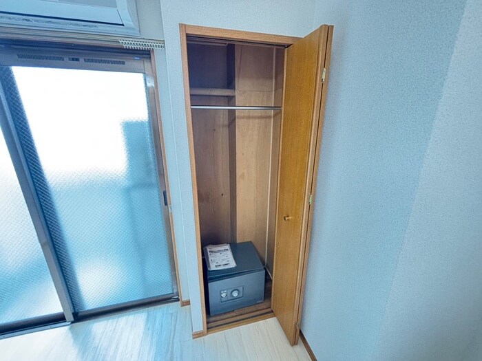 物件内観写真16　(収納)
