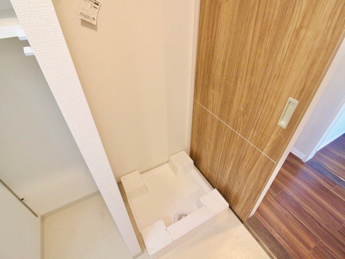 物件内観写真19　(洗濯機置場)