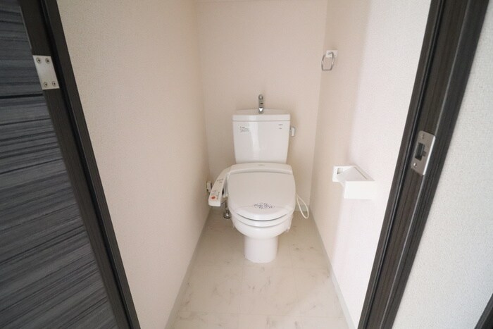 物件内観写真14　(トイレ)