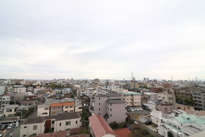 物件内観写真20　(室内からの展望)