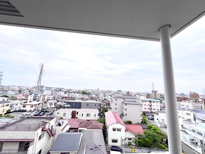 物件内観写真20　(室内からの展望)