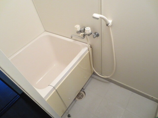 物件内観写真12　(バス／シャワールーム等)