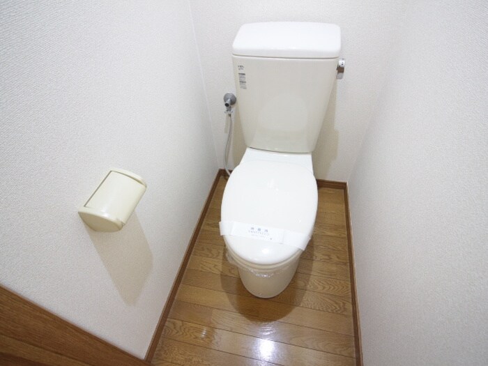 物件内観写真12　(トイレ)