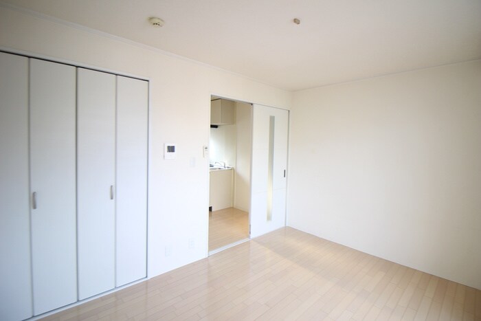 物件内観写真6　(居室)