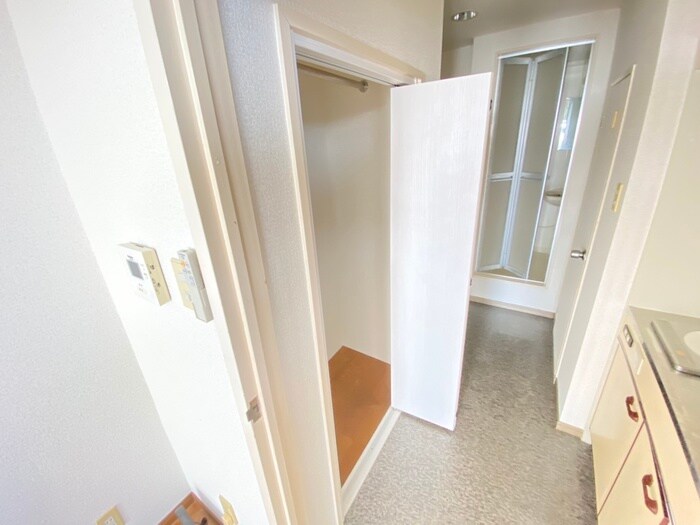 物件内観写真14　(収納)