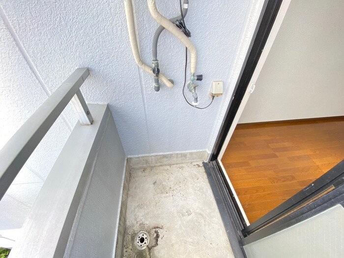 物件内観写真20　(洗濯機置場)