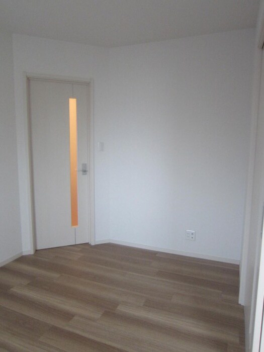 物件内観写真16　(内観写真)