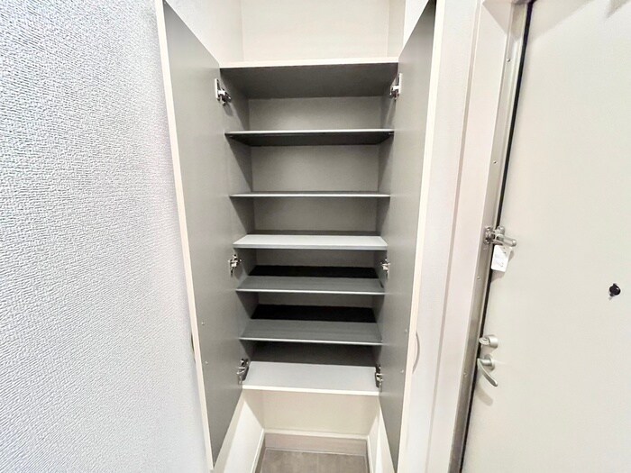 物件内観写真16　(靴箱)