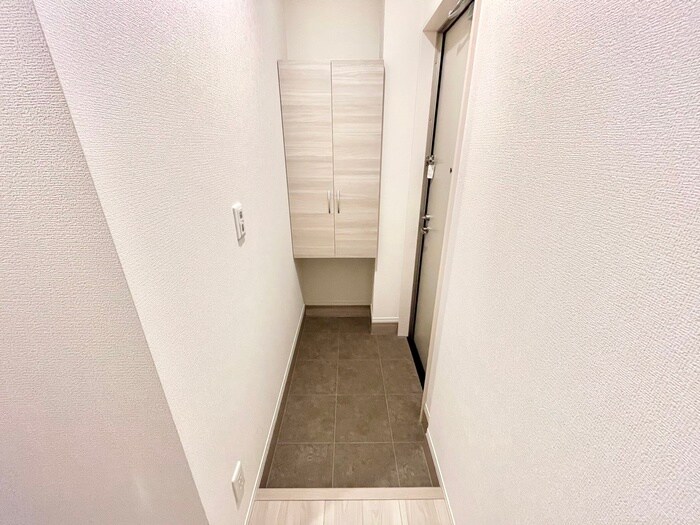 物件内観写真17　(玄関)