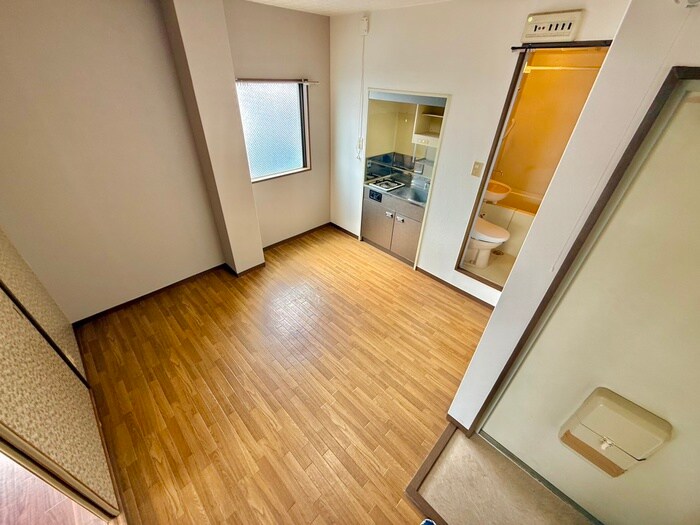 物件内観写真13　(居室)