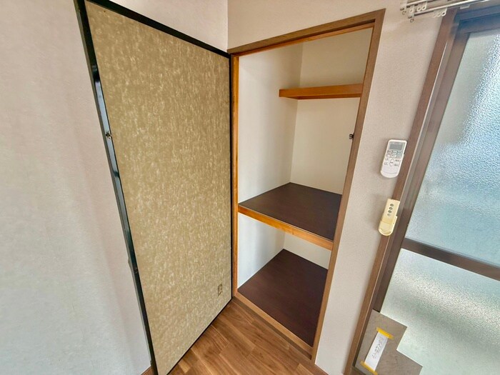 物件内観写真18　(収納)