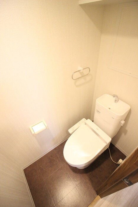 物件内観写真14　(トイレ)