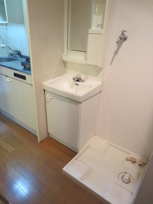 物件内観写真9　(洗面)