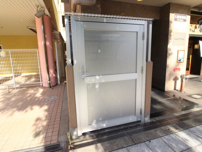 物件外観写真5　(外観写真)