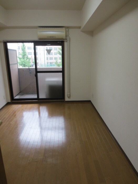 物件内観写真13　(居室)