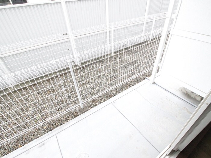 物件内観写真12　(ベランダ・バルコニー)