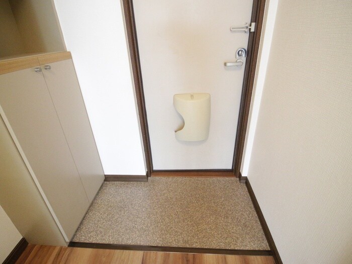 物件内観写真20　(玄関)