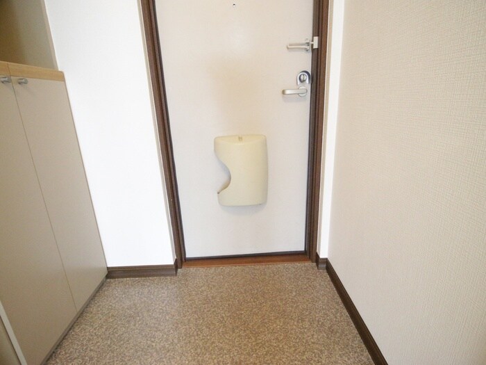 物件内観写真21　(玄関)