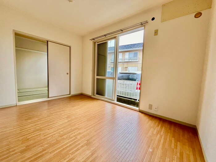 物件内観写真8　(居室)