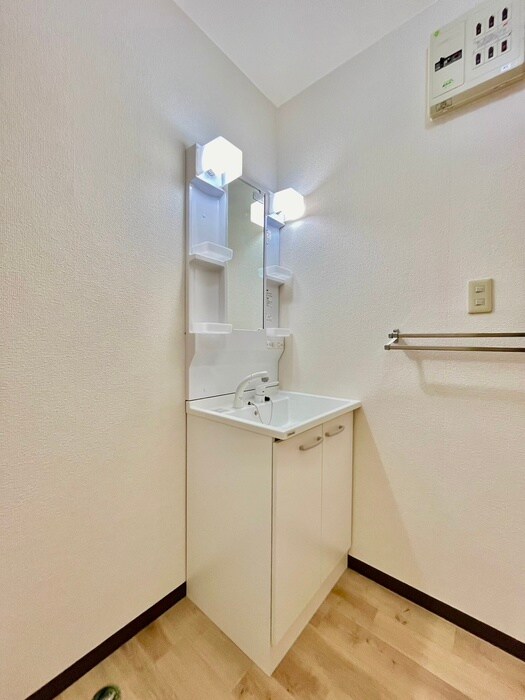 物件内観写真13　(洗面)