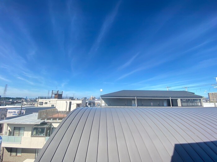 物件内観写真22　(室内からの展望)