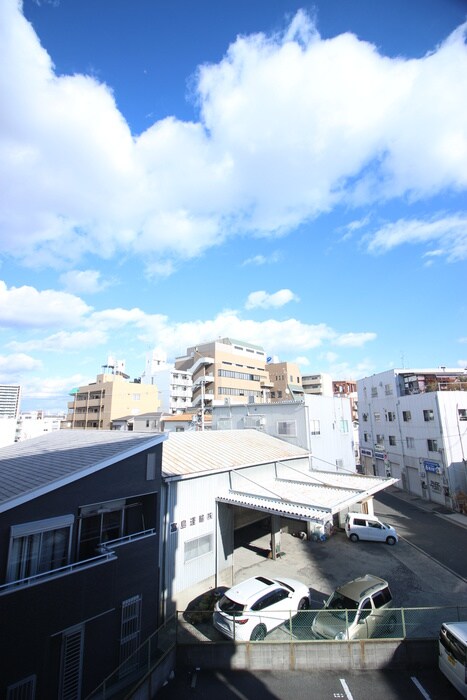 物件内観写真18　(室内からの展望)