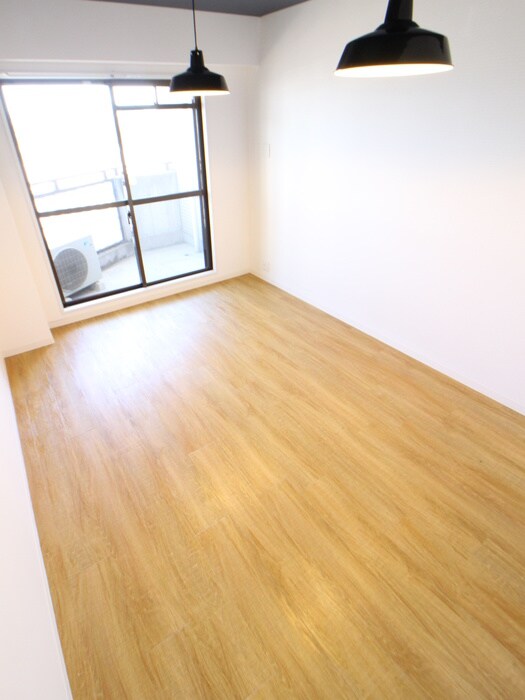 物件内観写真9　(居室)