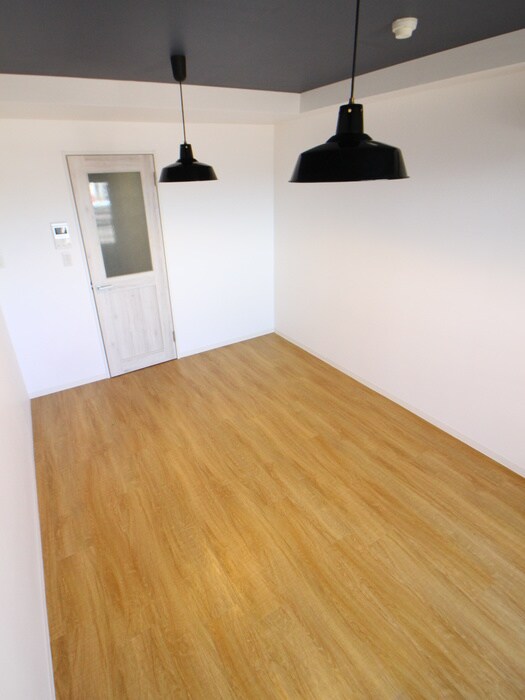 物件内観写真10　(居室)