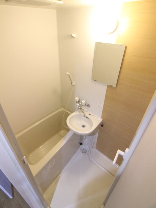 物件内観写真13　(バス／シャワールーム等)