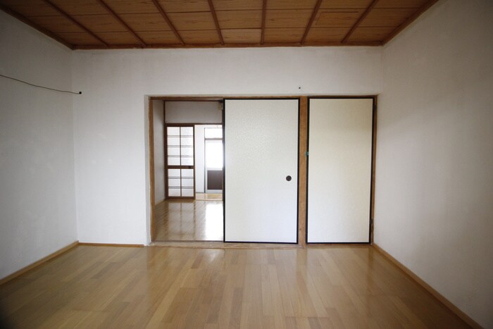 物件内観写真15　(居室)