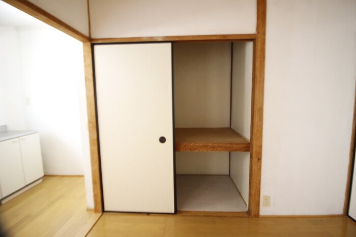 物件内観写真18　(収納)