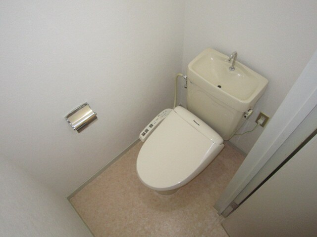 物件内観写真11　(トイレ)