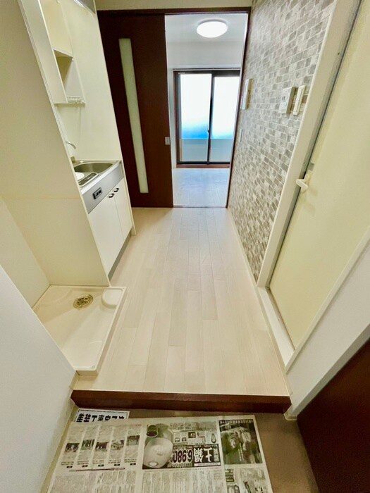 物件内観写真19　(廊下)