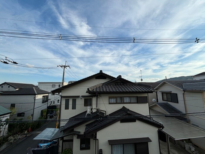 物件内観写真14　(室内からの展望)